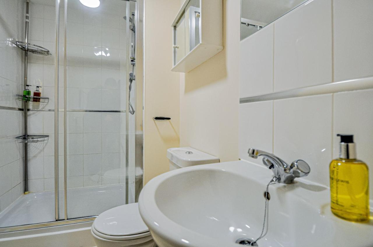 Kings Quarter - Four Bed Apartment - #0202 Maidenhead Exterior foto